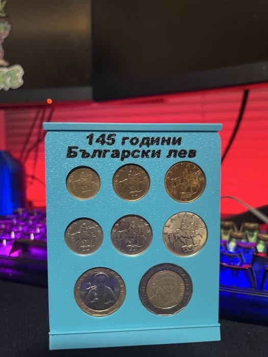 История в монети