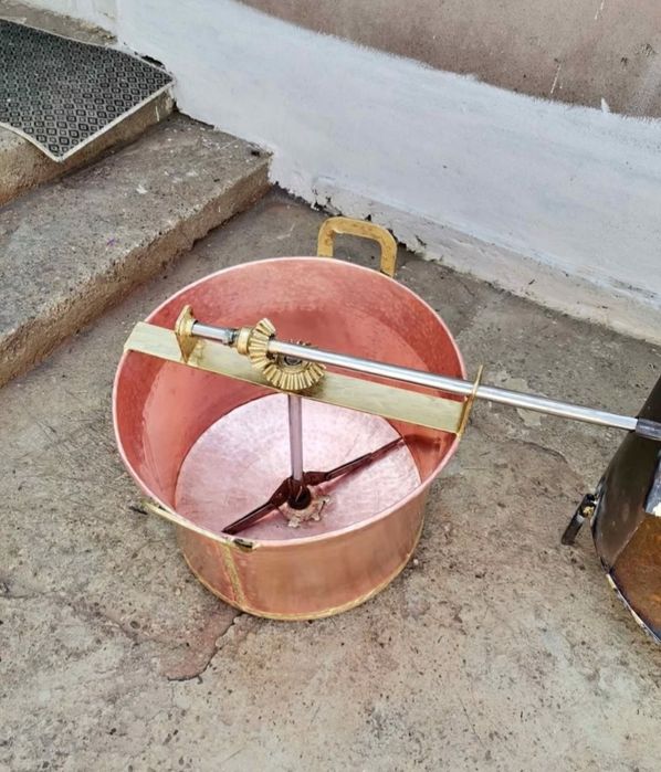 Caldare din cupru alimentar de facut dulceata