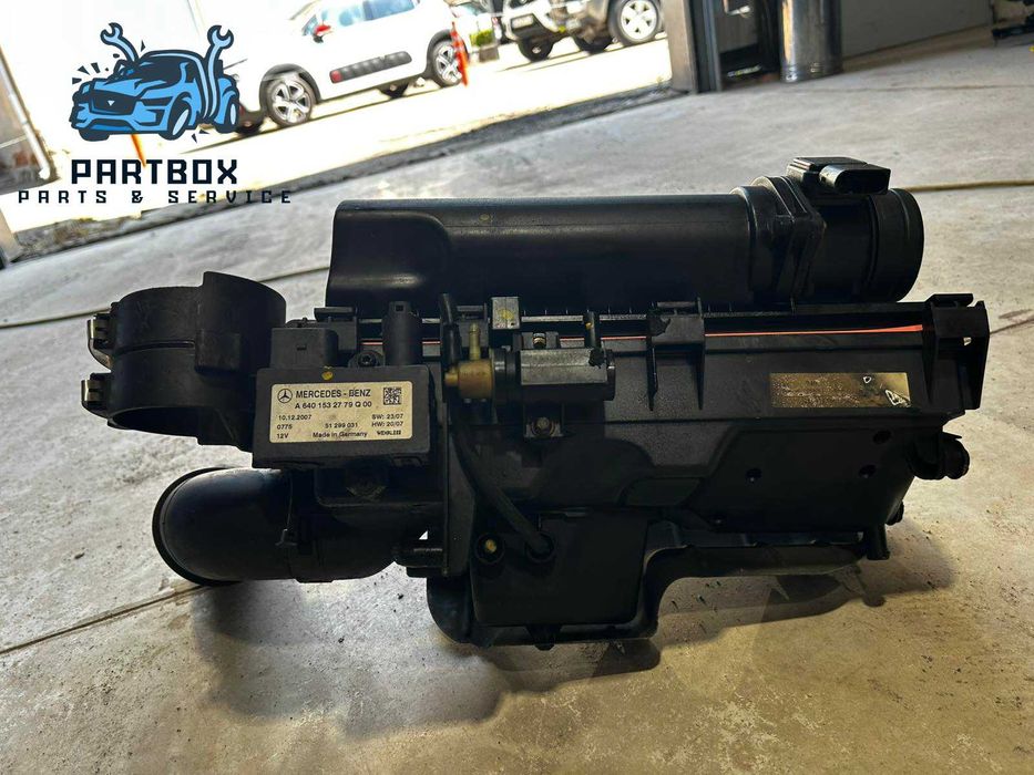 Кутия- въздушен филтър,модул реле и вакуум-клапан Mercedes B-CLASS