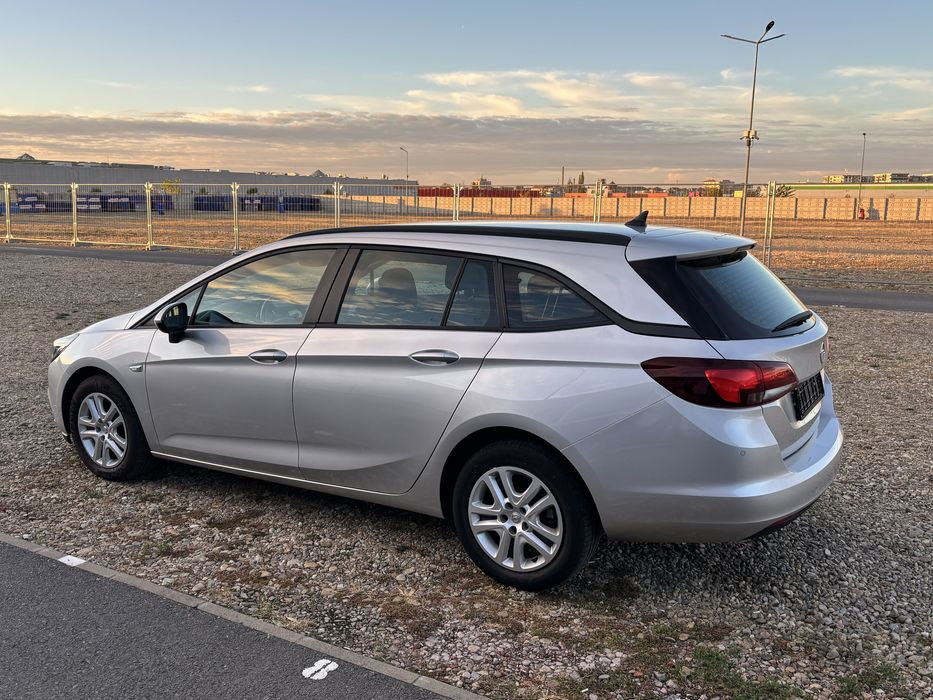OPEL Astra 2018 — imagine 4