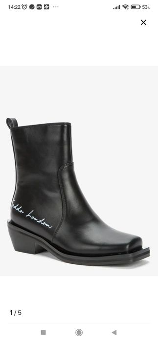 Продам женские ботинки