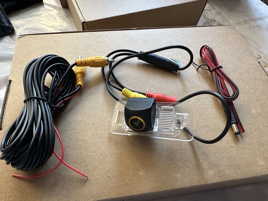 Камера за задно виждане BMW E39 E46 E60 E61 E82 E88 E81 E87 E90 E70 X6