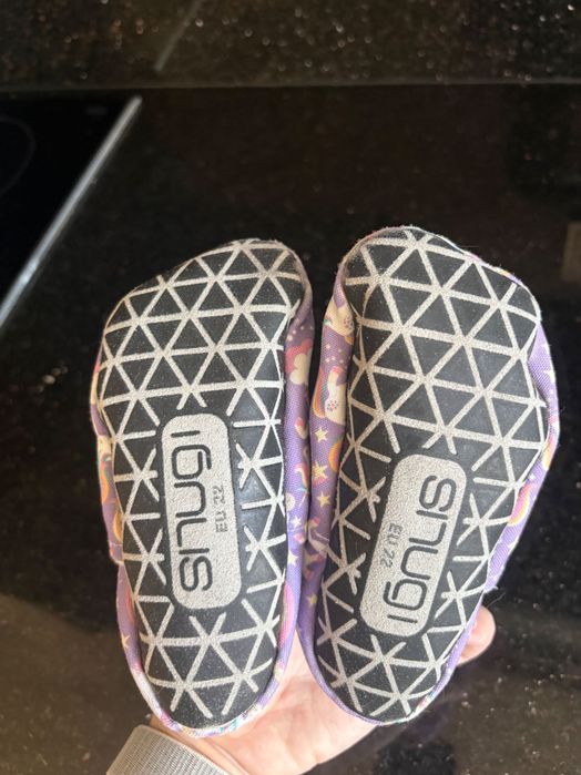 Детски Сандали Crocs 23-24  и Боси  Snugi barefoot 22 номер