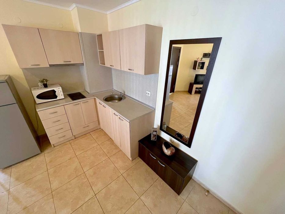 Дава се под наем Двустаен апартамент в Несебър - 70 кв.м за 500 € - Снимка #1