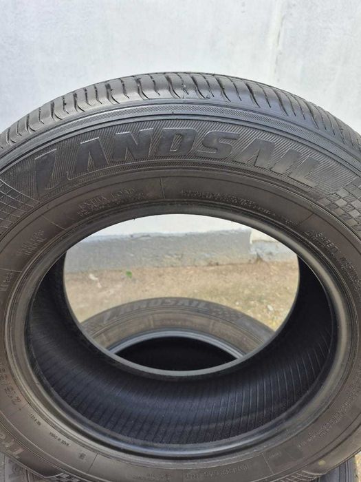 215/65R16 Landsail шины