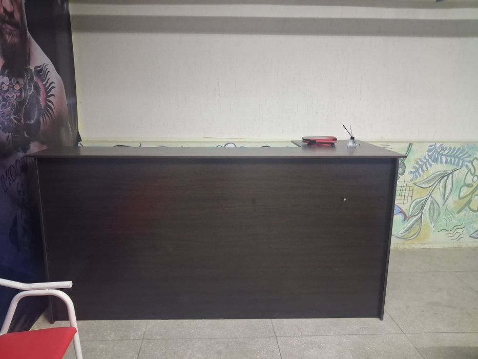 Ресепш и полки под тв