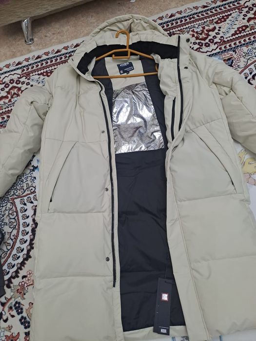 Продам куртку новую