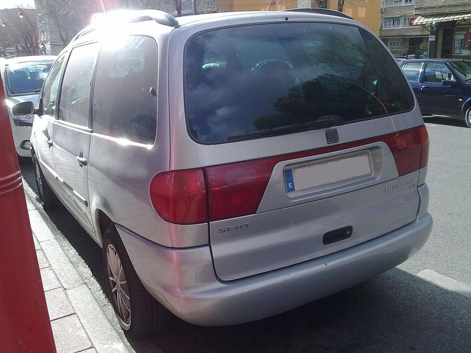 Seat Alhambra в разбор