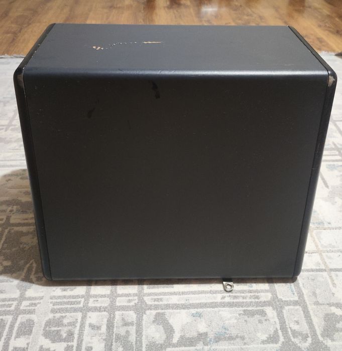 Сабвуфер Hertz EBX 300R