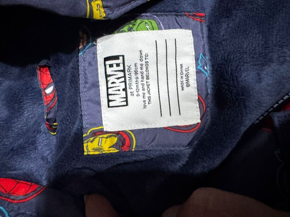 Salopeta combinezon iarna Marvel marimea 80(9-12 luni) impecabil
