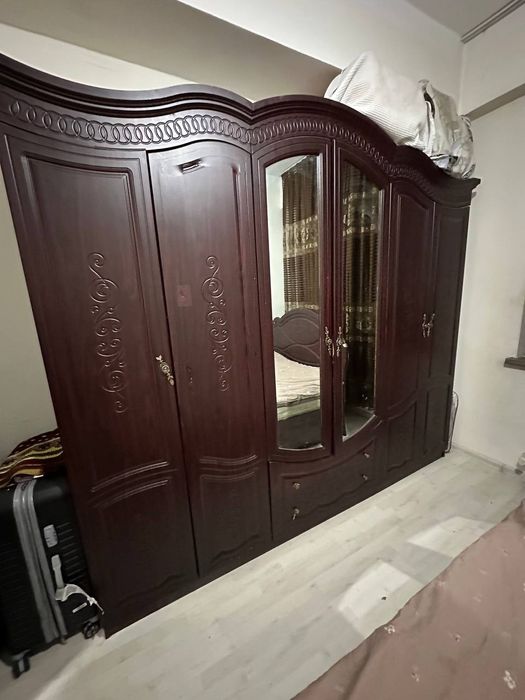 Спальний гарнитур