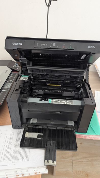 Canon MF3010, всего 11600 печатей