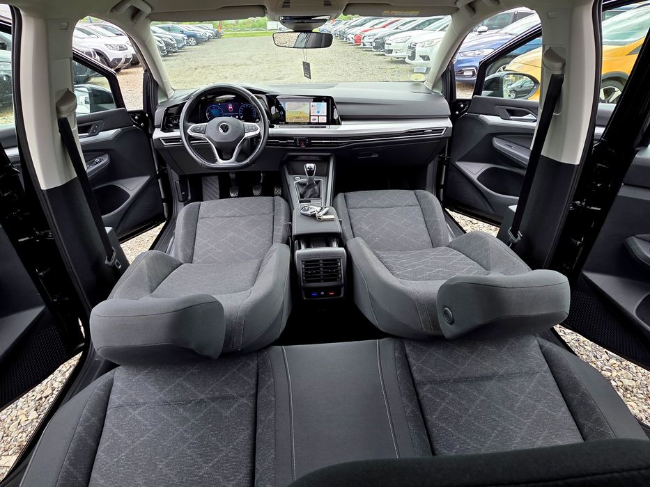 Volkswagen Golf VIII //Rate//