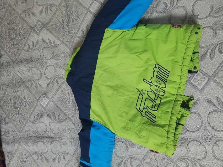 Продам куртки детские, осенние