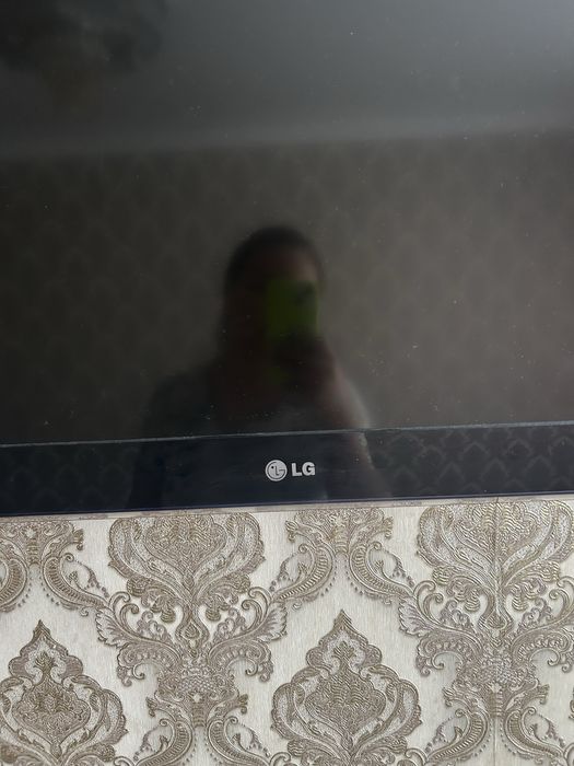 Продам телевизор LG