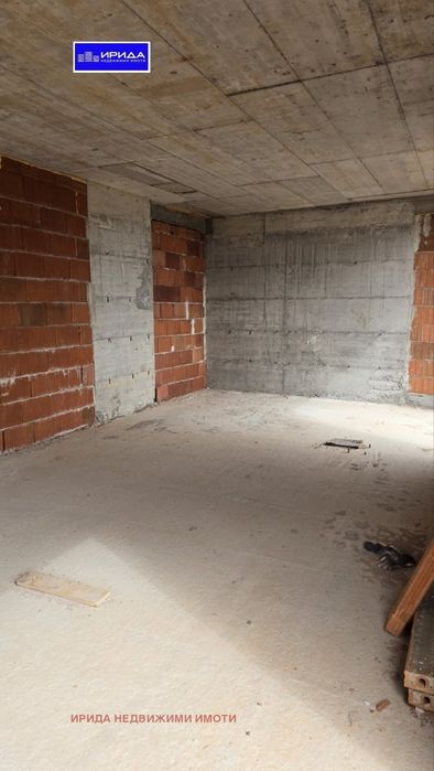 Продава се Къща в София, Сеславци - 258 кв.м за 759 €/кв.м - Снимка #1