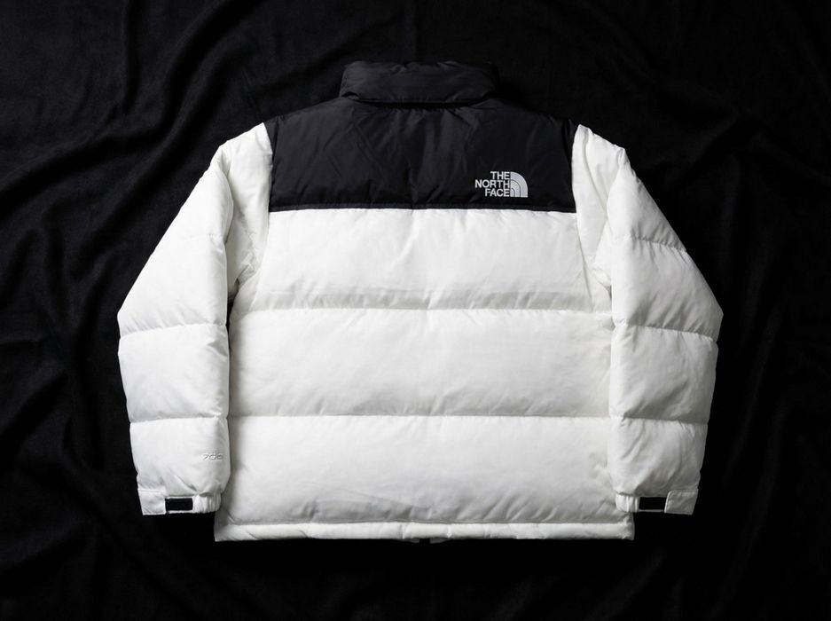 Geaca The North Face alba marimea XL fit L-XL