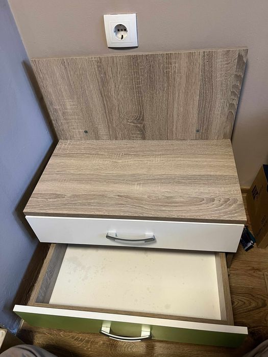 Продавам детски рафт / шкаф с чекмеджета