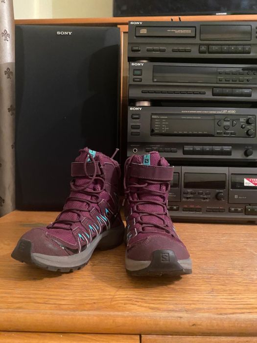 Детские трекинговые ботинки . Salomon.