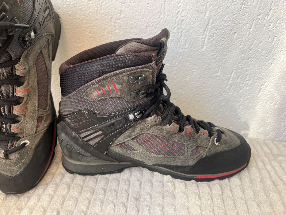 Bocanci mammut raichle M 42 drumetii munte