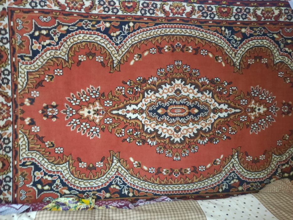 Продам ковер и паласы