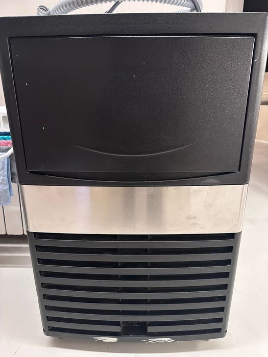 ледогенератор DIMC-40 (ZFK40)