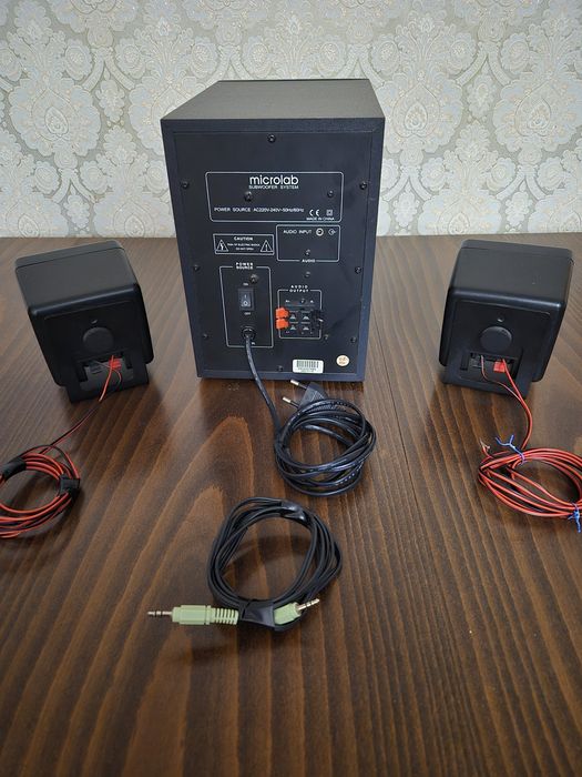 Колонки Microlab M-600 с сабвуфером