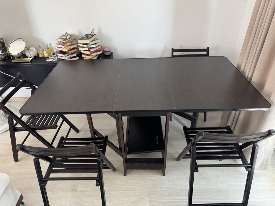 Masa extensibila + 4 scaune