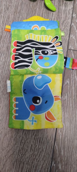 Лот шумкащи играчки