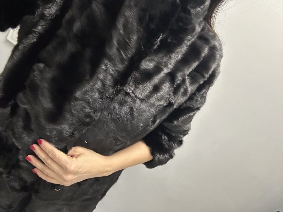 Продам норковую шубу!