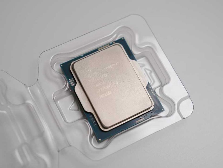 Продаю проц. Intel 13700k, материнскую плату MSI PRO z690-a WIFI DDR5