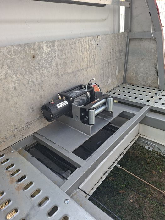 Autoplatforma Renault Master