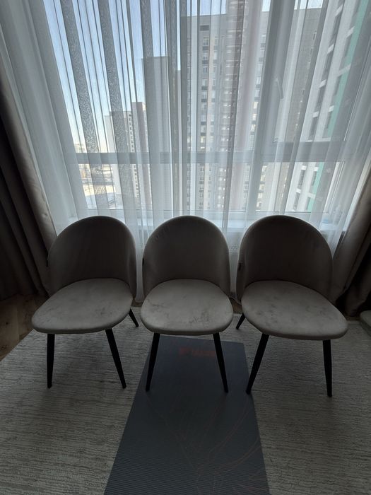 Продам 3 мягких стула