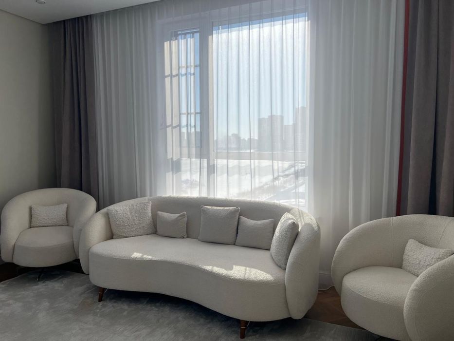 Продается идельнай Диван с креслами!!!