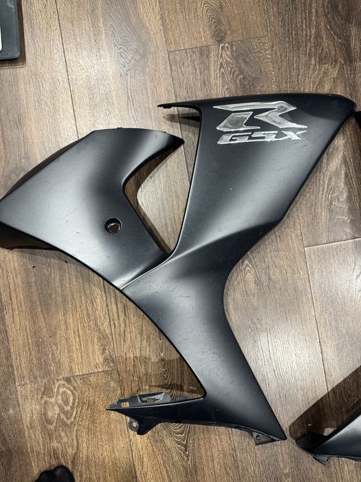 Страници за Suzuki Gsxr 1000 2009 до 2015 спойлер пластмаса гсхр