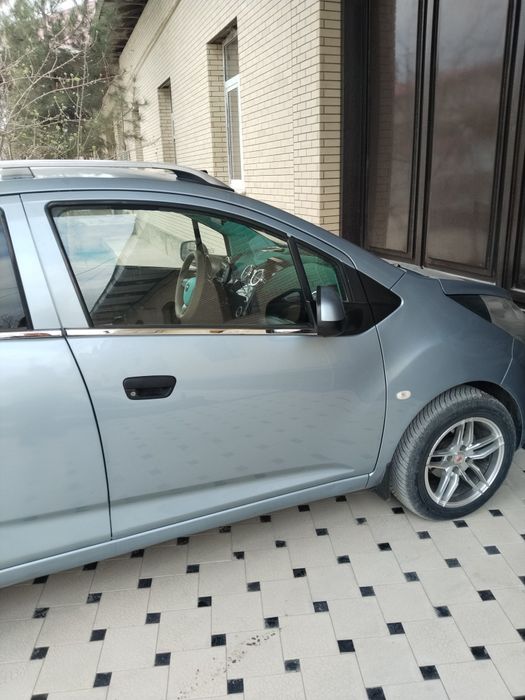 Спарк тез ва арзон сотилади йили 14