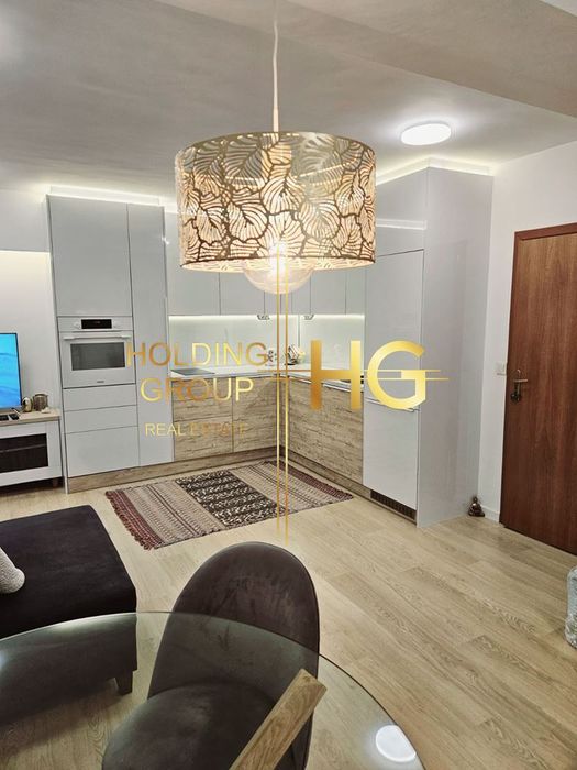Продава се Тристаен апартамент в Варна, Гръцка махала - 128 кв.м за 2602 €/кв.м - Снимка #10