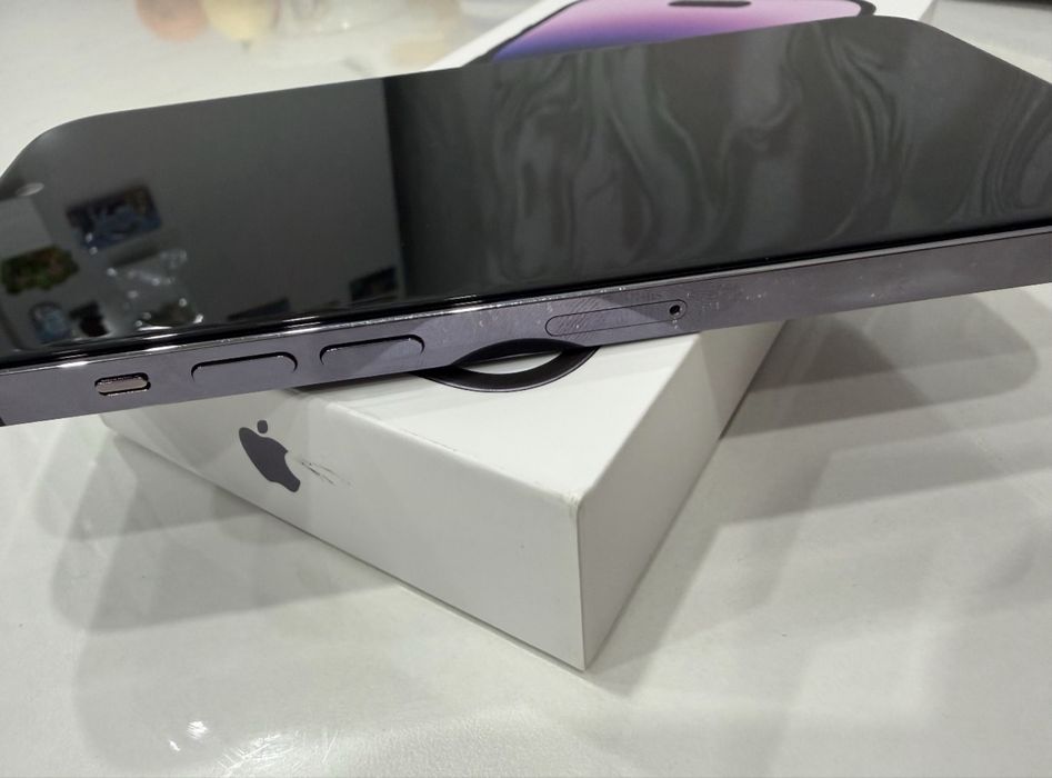 Продам iphone 14 Pro Max 256gb