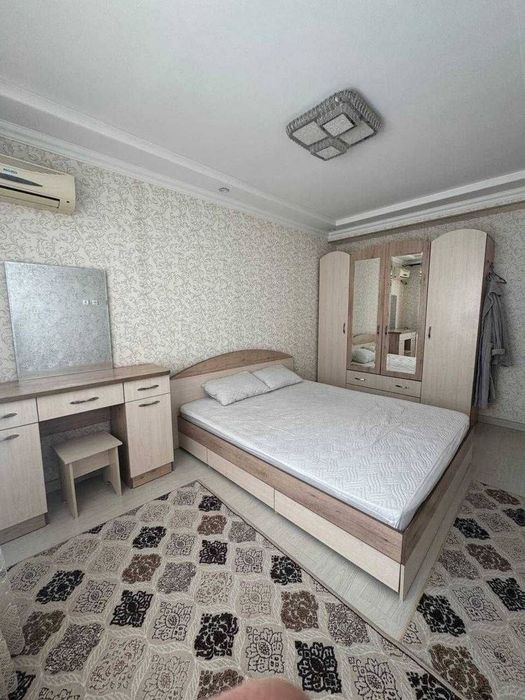 Buyuk ipak yoli metro yonida max way orqasi