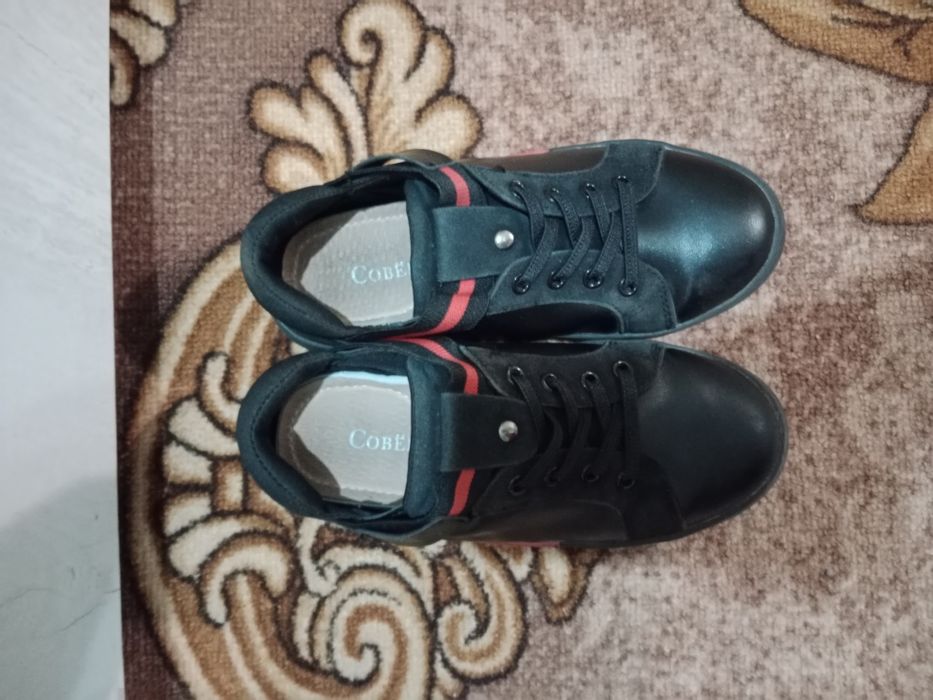 Продам кеды на мальчика