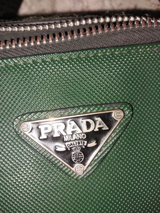 Prada барсетка сатылады