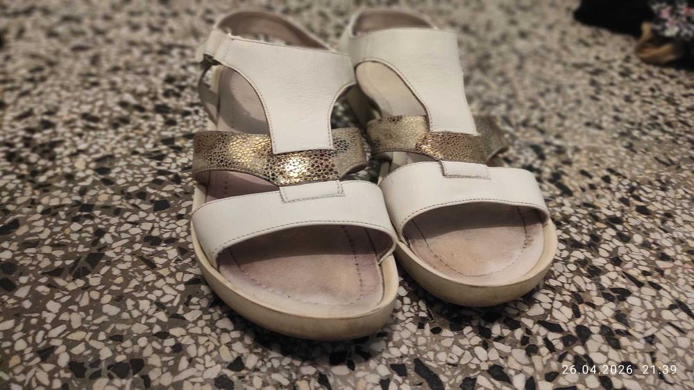 Дамски САНДАЛИ бели със златисто ест. Кожа, н. 39