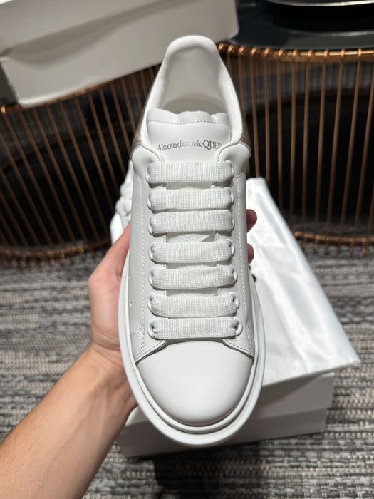 Alexander McQueen White/Gold Дамски Обувки 38EUR + Кутия