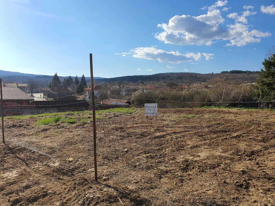 Продава се Парцел в с. Веринско, Област София-област - 1500 кв.м за 53 €/кв.м - Снимка #4