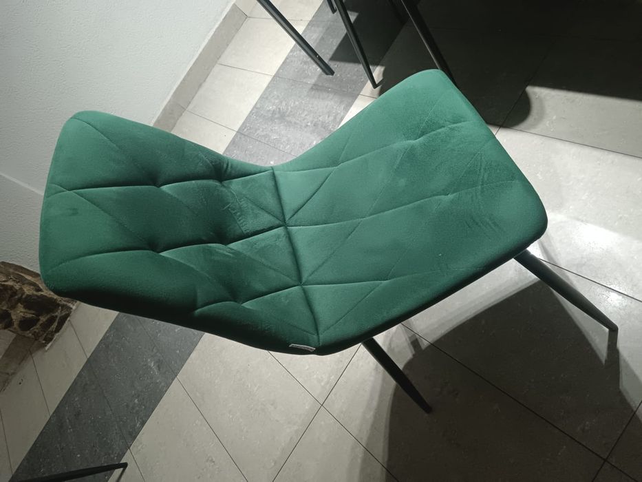 Vând set mese pentru restaurant