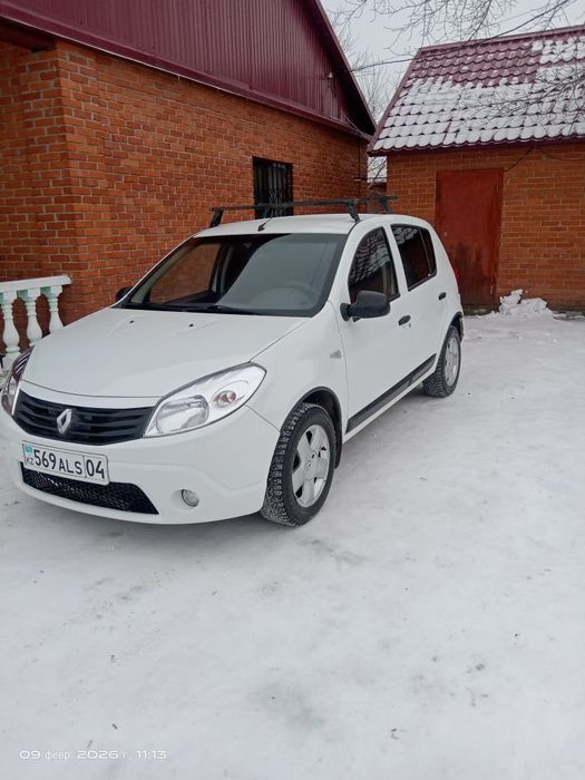 Продам Рено сандеро. 2013г. Газ бензин.