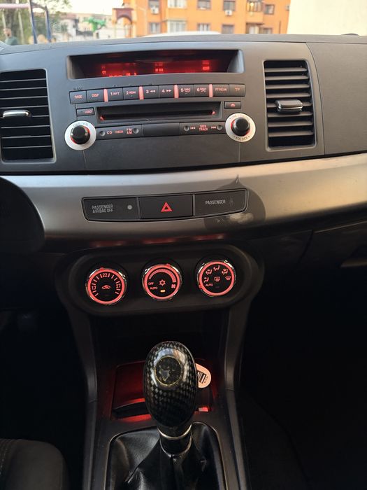 MITSUBISHI Lancer 2010 — imagine 5