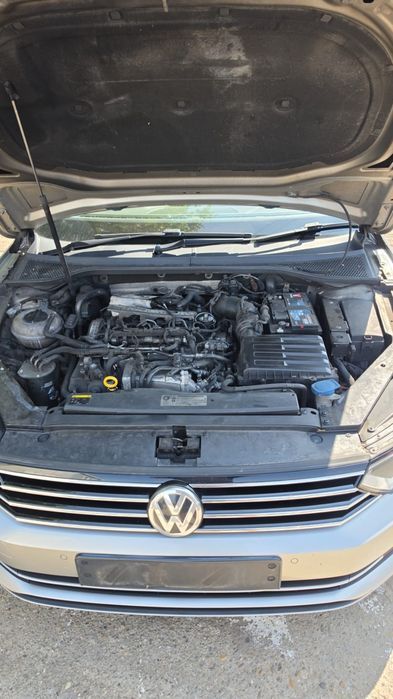 Dezmembram vw passat b8 break 2.0 tdi crlb cutie manuala 6+1 trepte