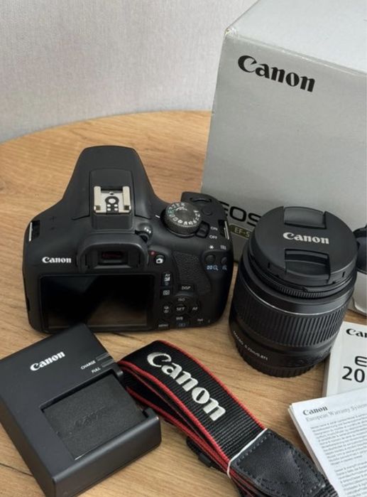 Canon 2000 d камера