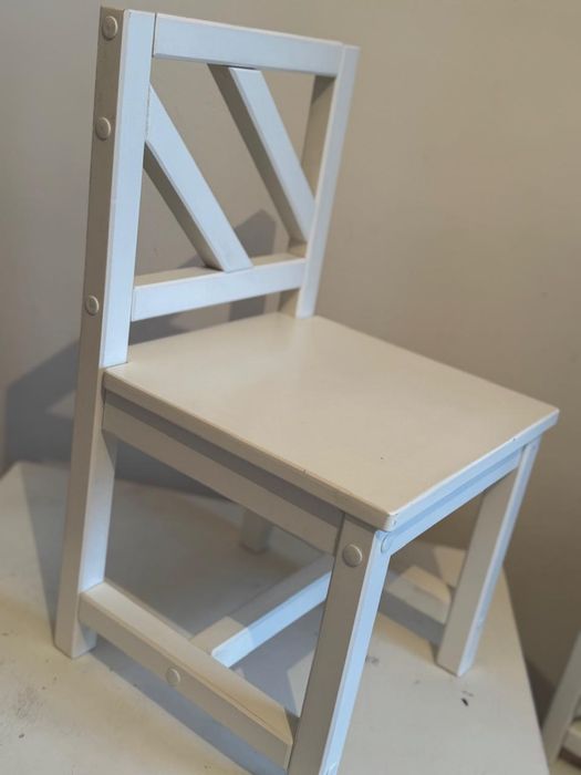 Стол детский и стулья